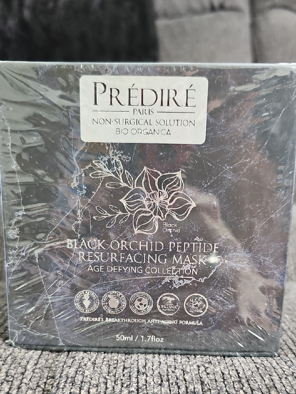 Prédiré Black Orchid Peptide Resurfacing Mask – 50ml, Black
